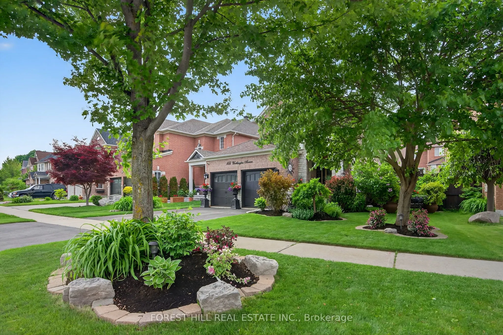 166 Worthington Avenue, ON L4E 4N7