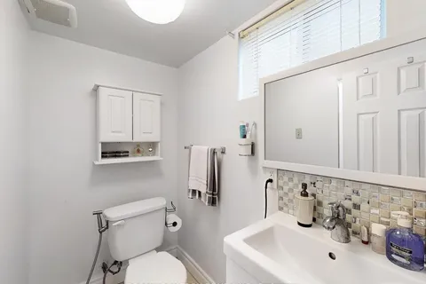 242 Beechy Drive, Richmond Hill, ON L4C 2X7