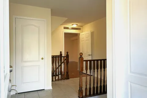 56 Briarcrest Drive, ON L6C 3E7