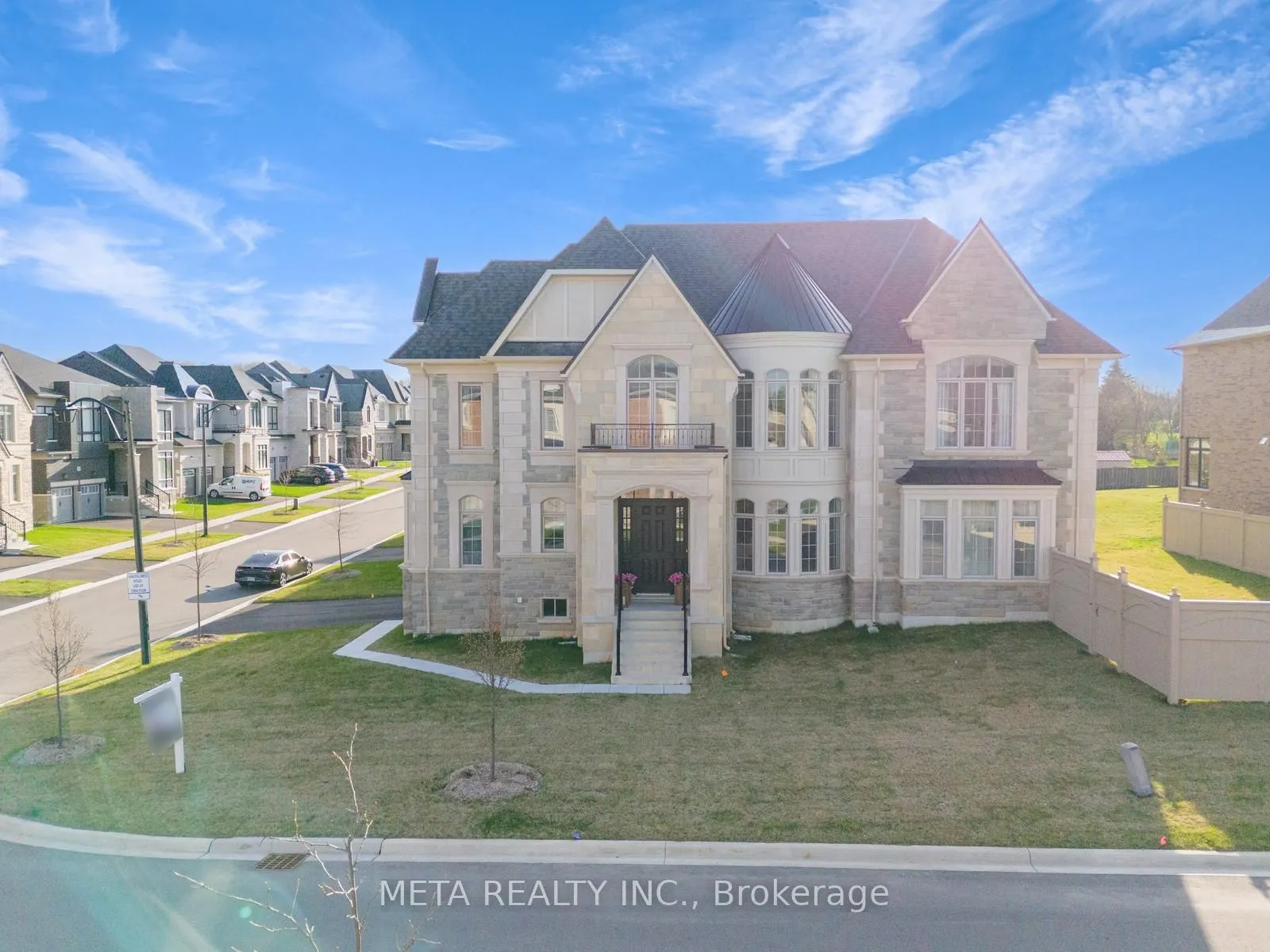 90 Broad Way, ON L7B 0P9