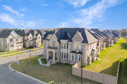 90 Broad Way, ON L7B 0P9