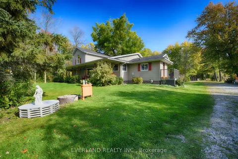 27001 Civic Centre Road, ON L4P 3E9