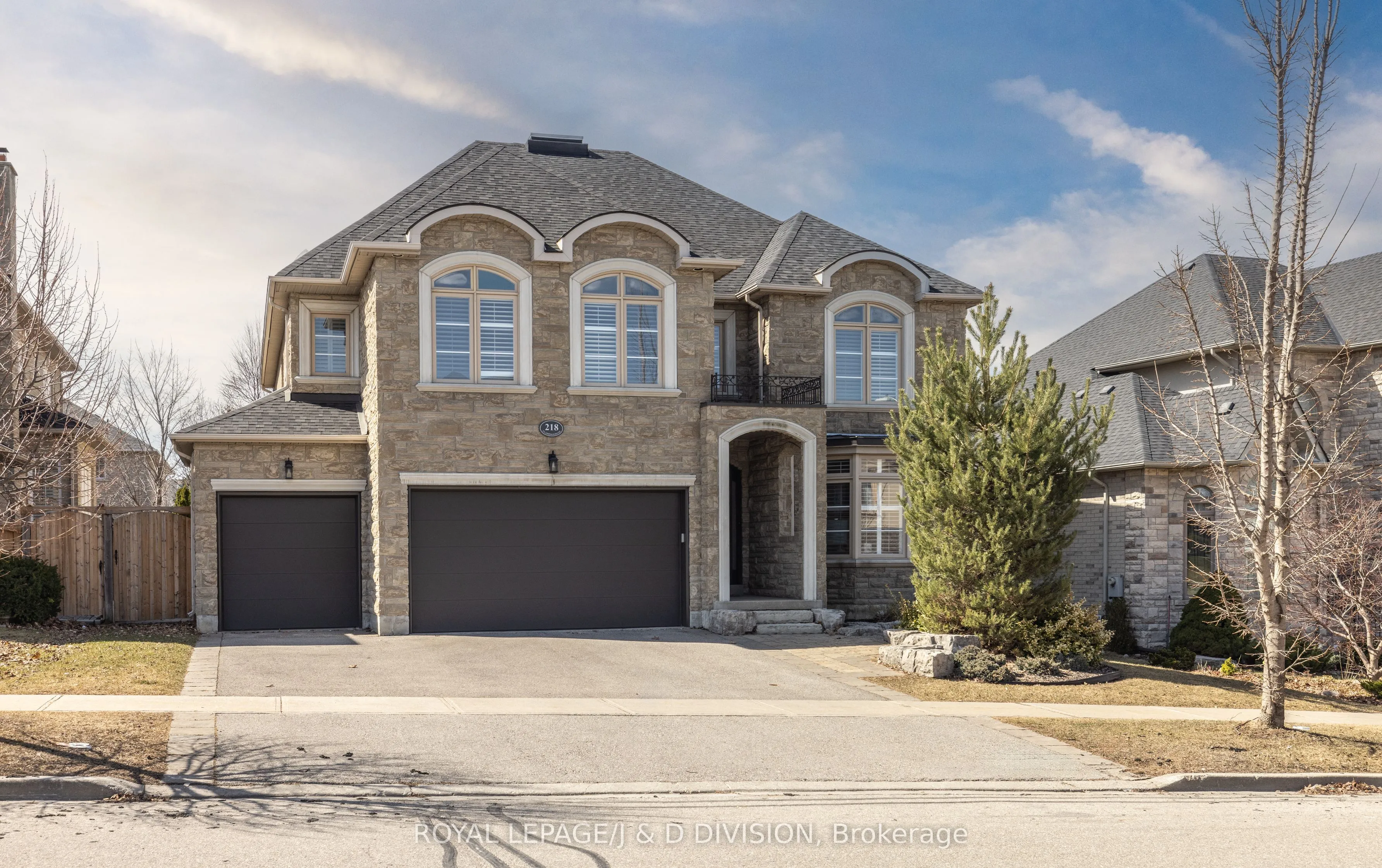 218 Flamingo Road, ON L4J 8K6