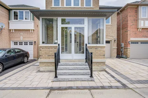 11 Crawford Street, ON L6C 2L4