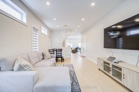 11 Crawford Street, ON L6C 2L4