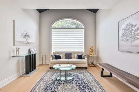 712 Foxcroft Boulevard, ON L3X 1N2