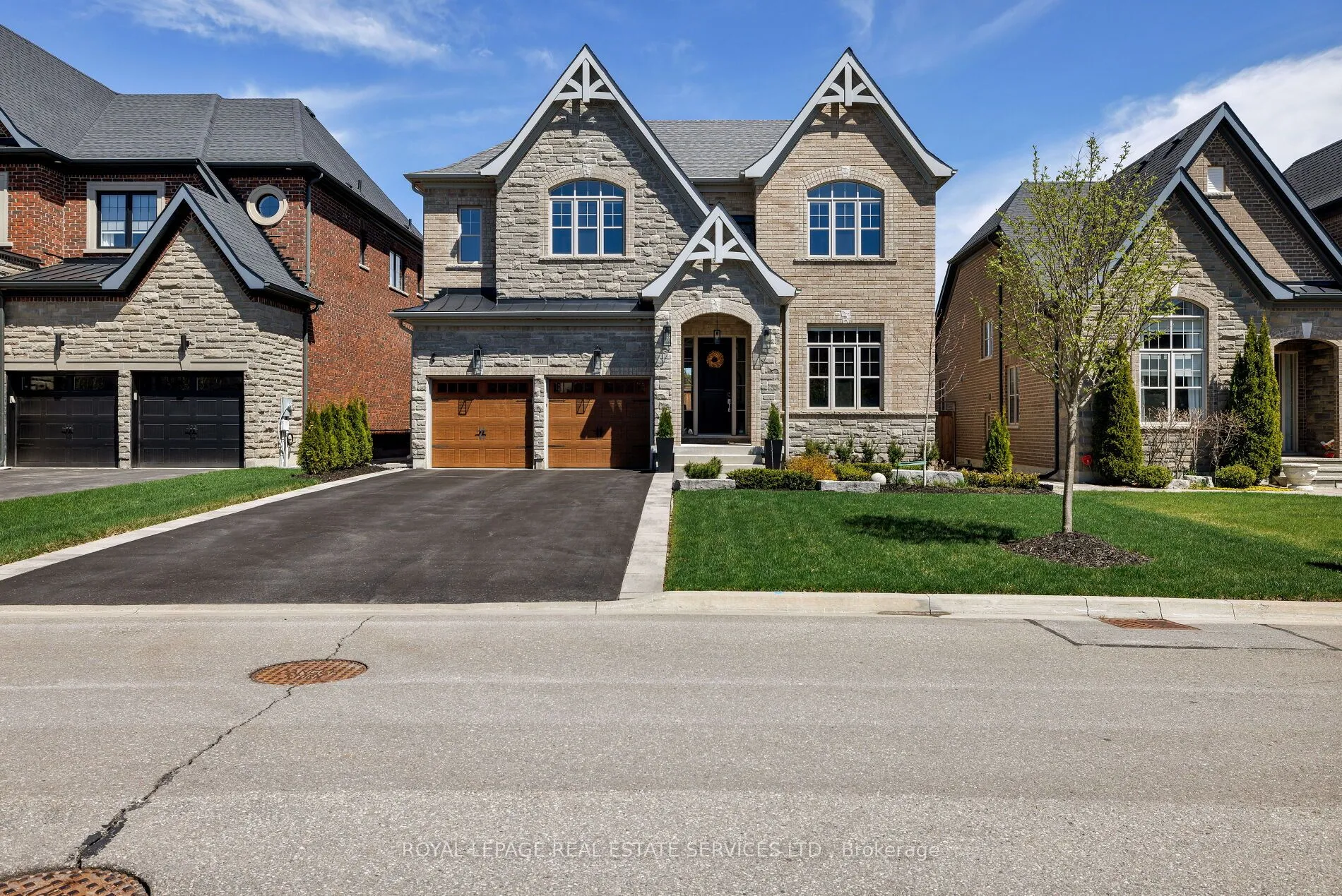 30 Britnell Court, ON L7B 0P2