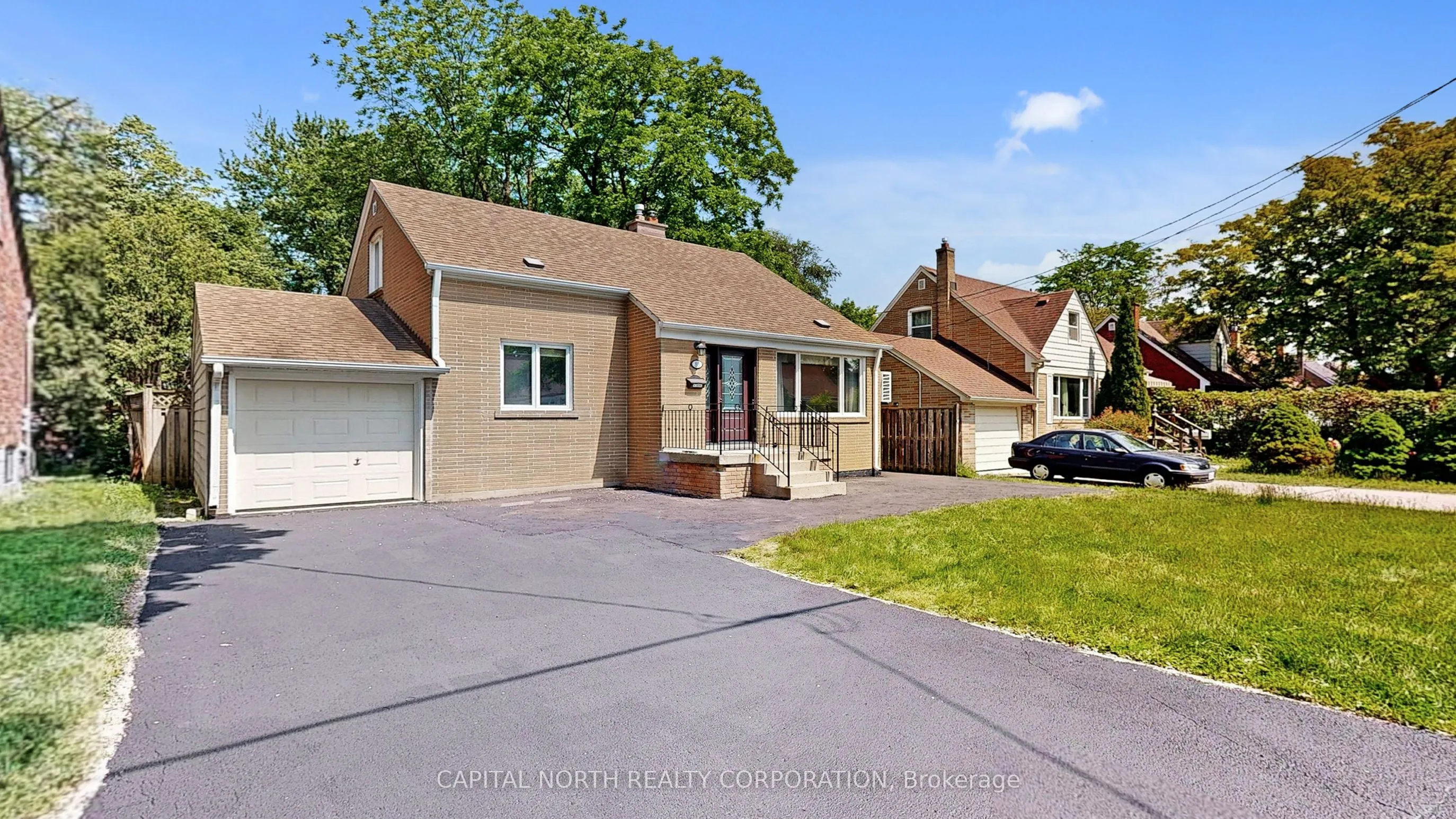 85 Lawrence Avenue, ON L4C 1Z2