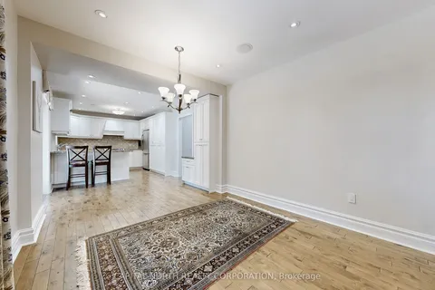 85 Lawrence Avenue, ON L4C 1Z2