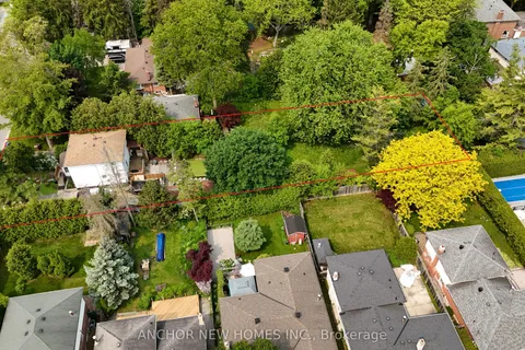 162 Clark Avenue, ON L3T 1T4