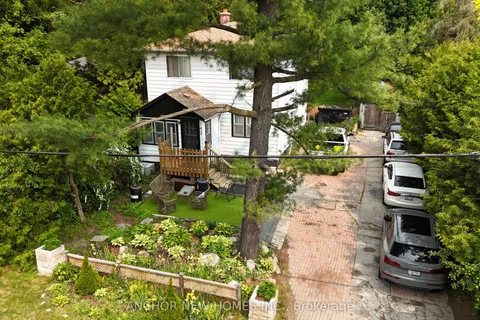 162 Clark Avenue, ON L3T 1T4