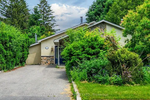 3 Corbett Crescent, ON L4G 2E9