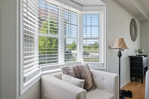 1381 Lormel Gate Avenue, ON L0L 1W0