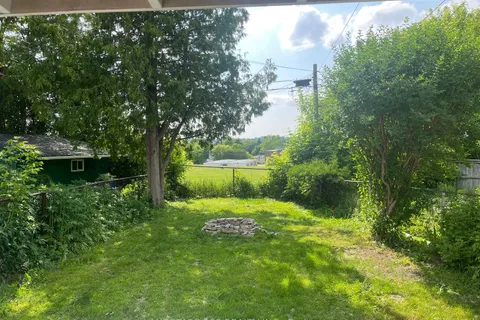 739 Sunnypoint Drive, ON L3Y 2Z7