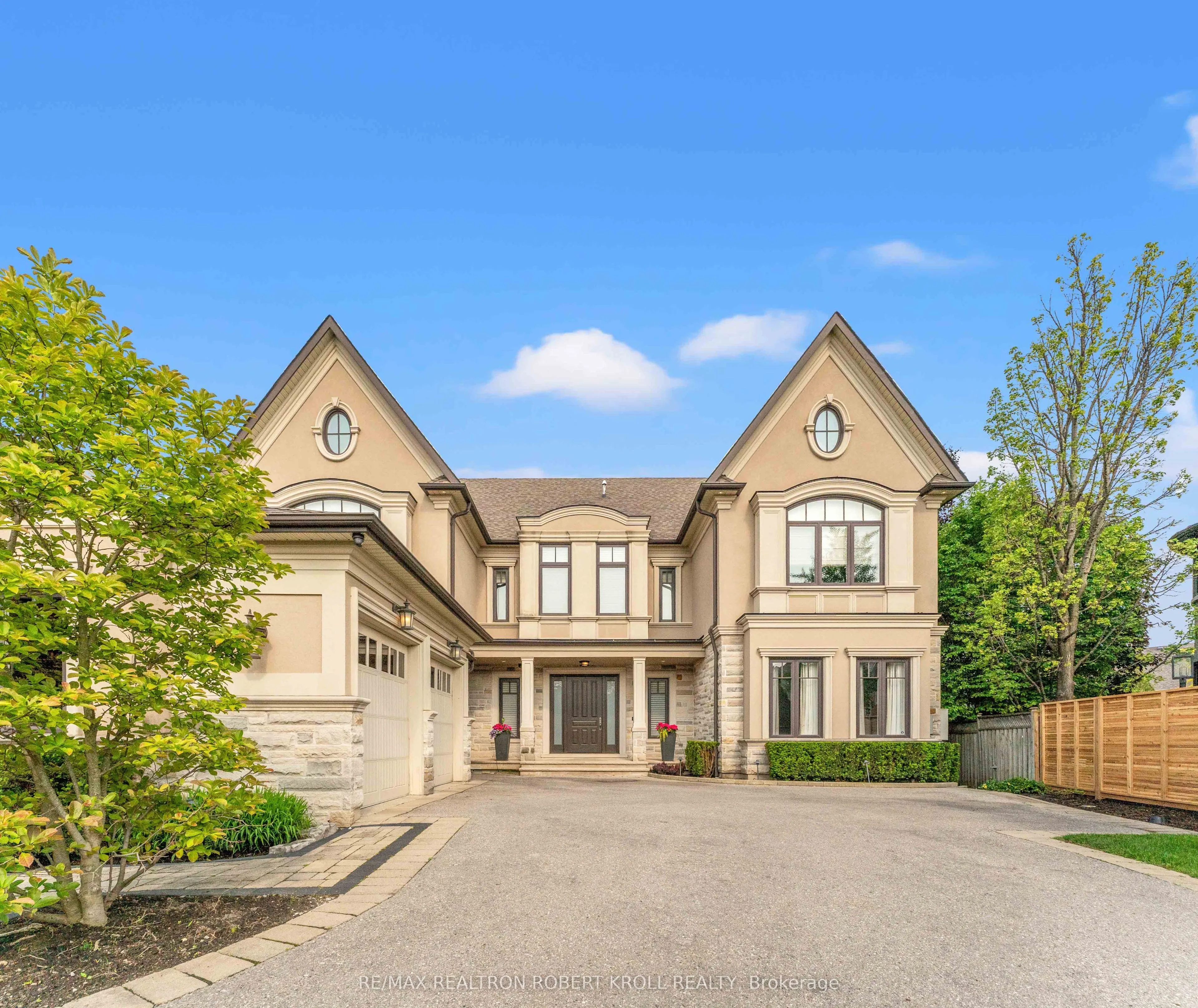 50 Evita Court, ON L4J 8K6