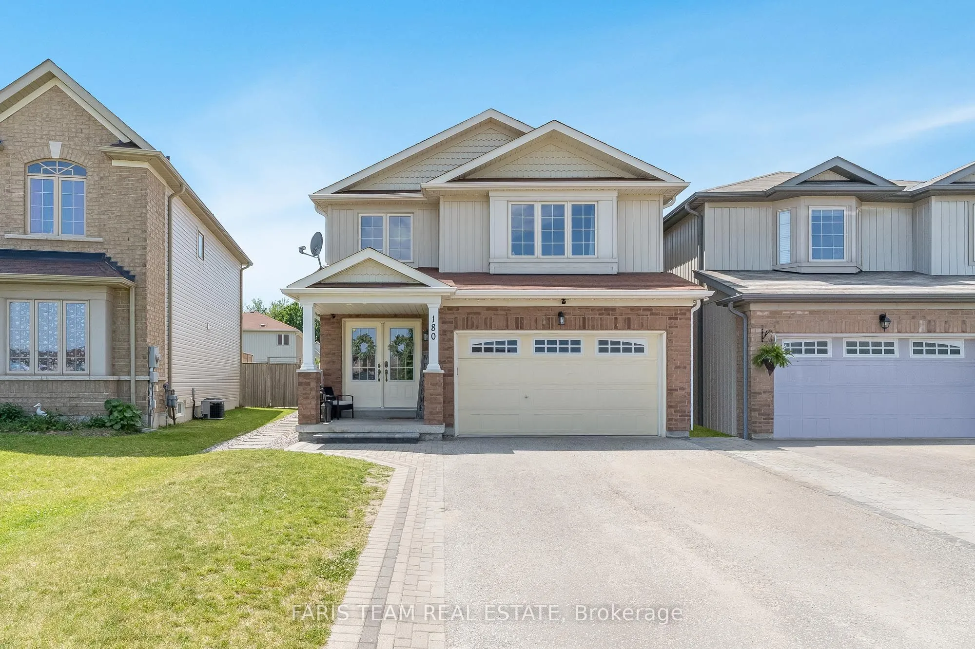 180 Maplewood Drive, ON L3W 0G1