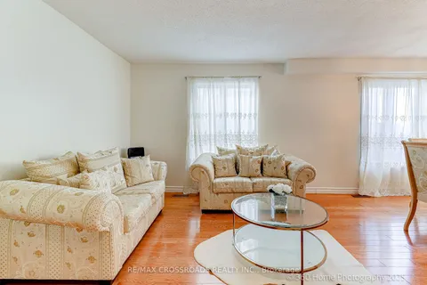 29 Billingsley Crescent, ON L3S 4P2
