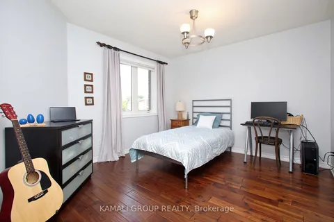 35 Sandy Point Drive, ON L4S 2W7