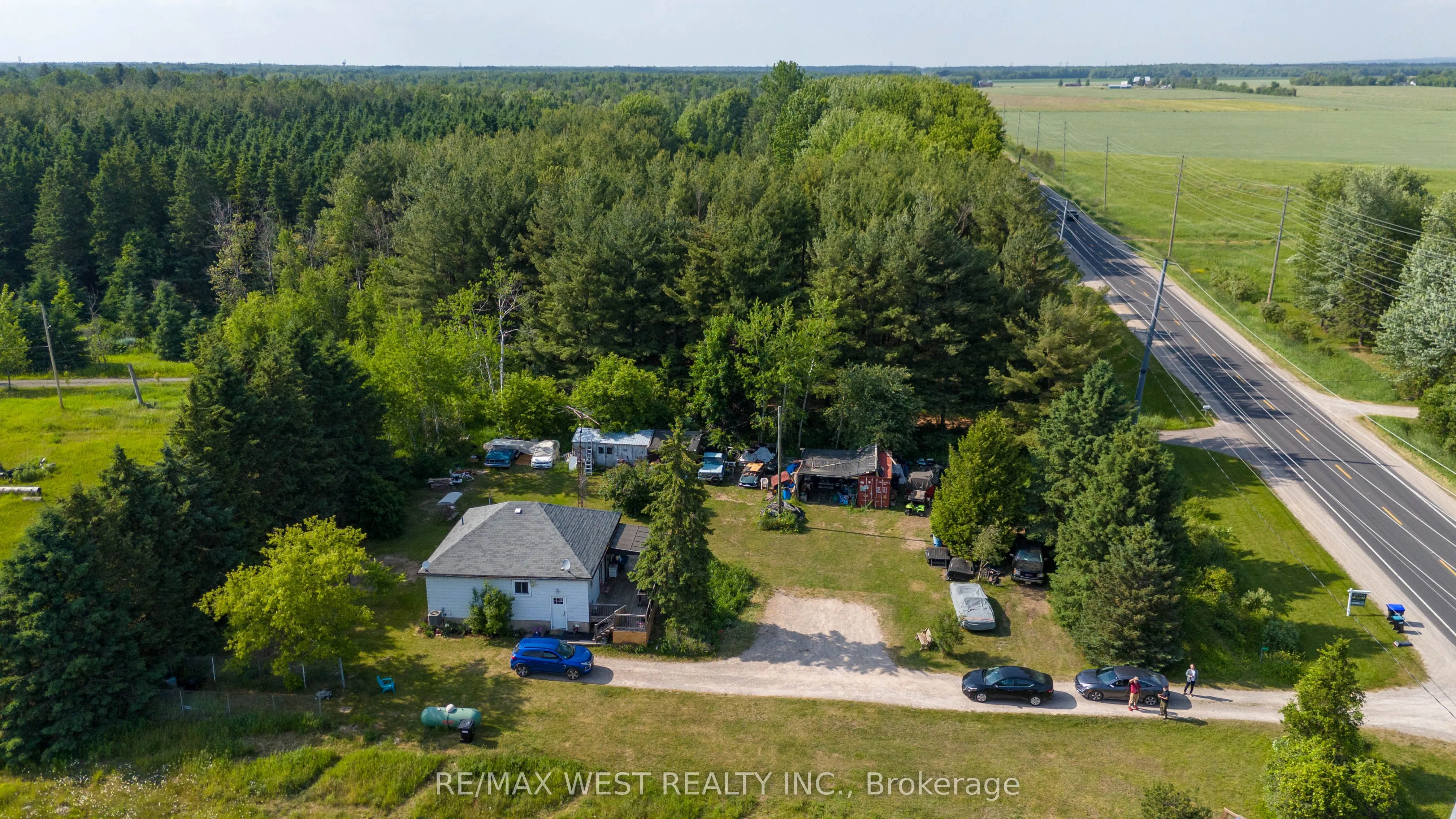 6464 County Road 10 Road, ON L9R 1V2