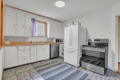 6464 County Road 10 Road, ON L9R 1V2