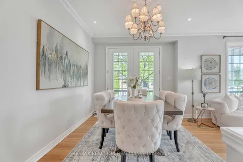 18 Augustine Avenue, ON L4E 4X6