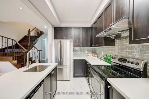 932 Castlemore Avenue, ON L6E 0N3
