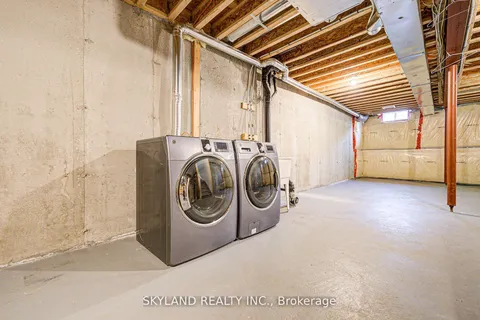 932 Castlemore Avenue, ON L6E 0N3