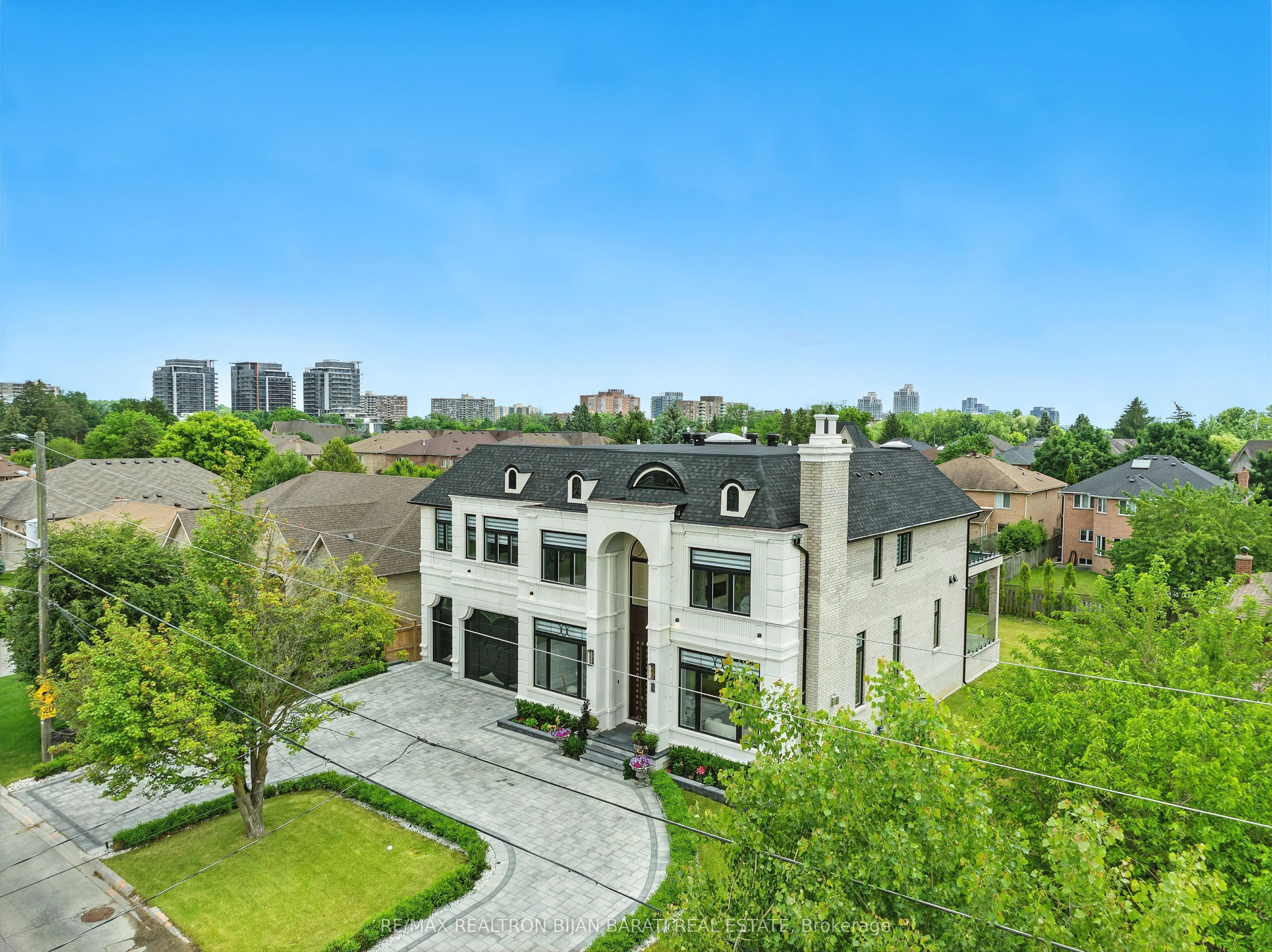 95 May Avenue, ON L4C 3S7