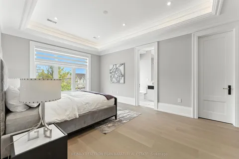 95 May Avenue, ON L4C 3S7