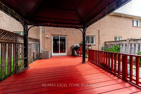 71 Red River Crescent, ON L3X 2R5