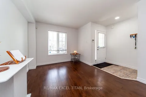 71 Red River Crescent, ON L3X 2R5