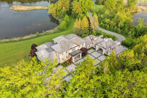 130 St. John's Side Road, ON L4G 0M6