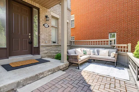 32 Helen Street, ON L4L 3S3