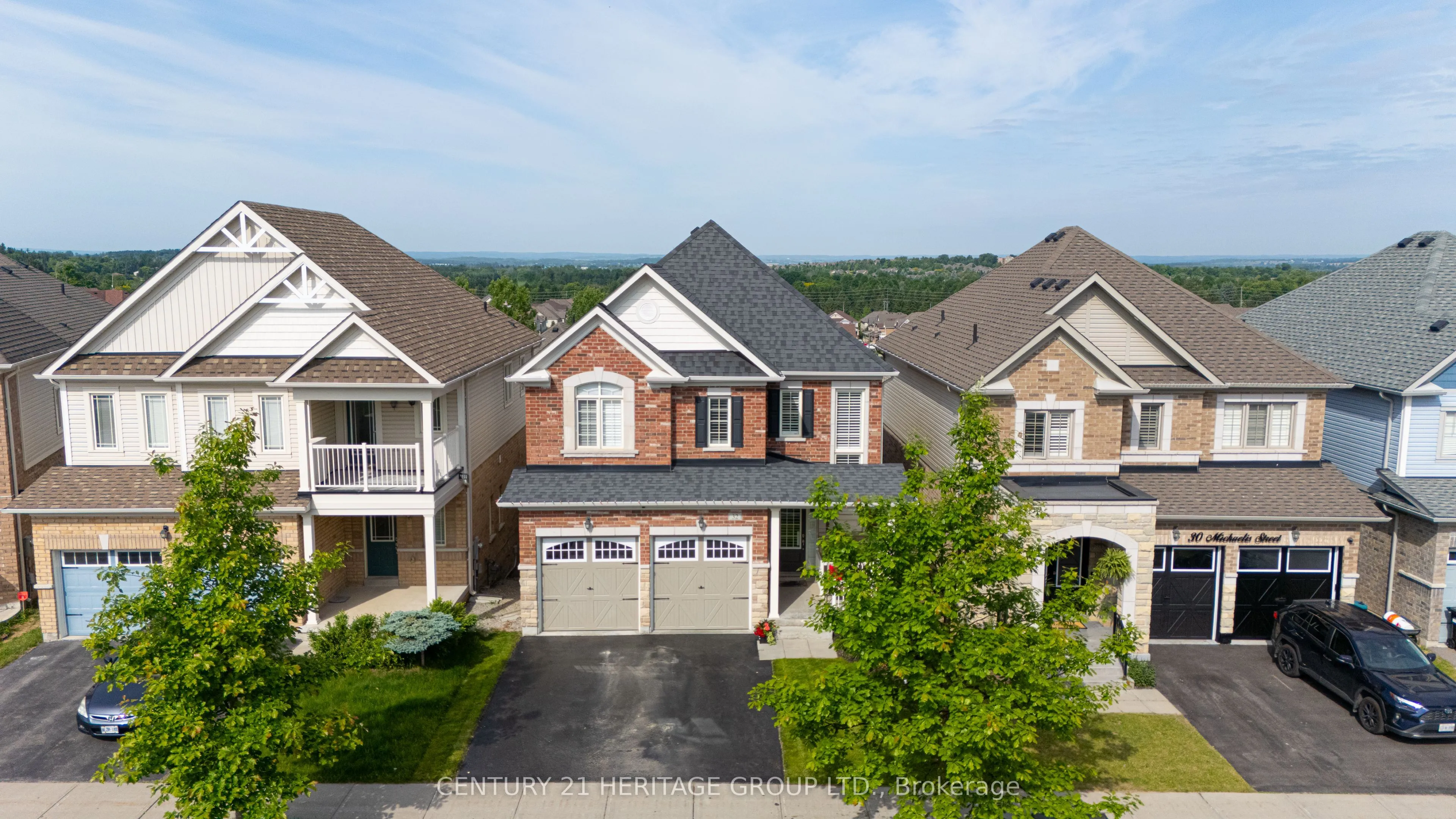 32 Michaelis Street, ON L9R 0M8