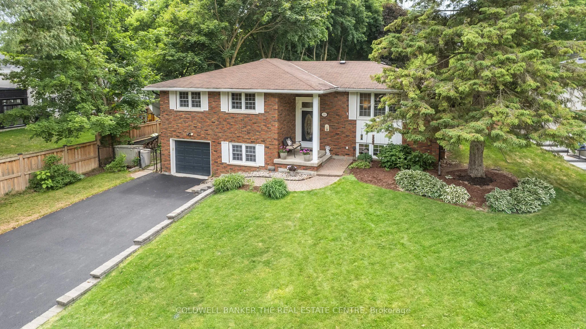 210 Richard Avenue, ON L3Y 4P7