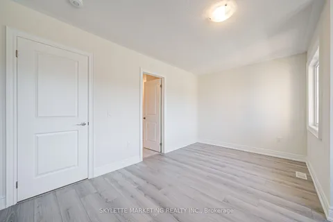 18 Father Muckle Avenue, ON L4P 0S4