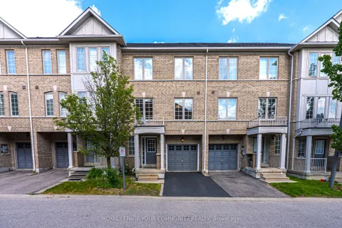 104 Prince Charles Way, ON L6C 0B5