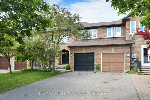 6 Mistleflower Court, ON L4E 3T9