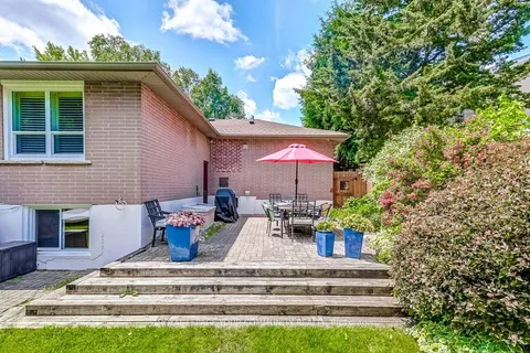 41 Brightbay Crescent, ON L3T 1C2