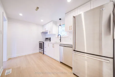 45 Woodward Avenue, ON L3T 1E6