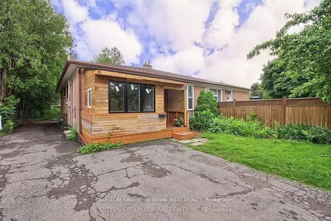 211 Axminster Drive, ON L4C 2W2