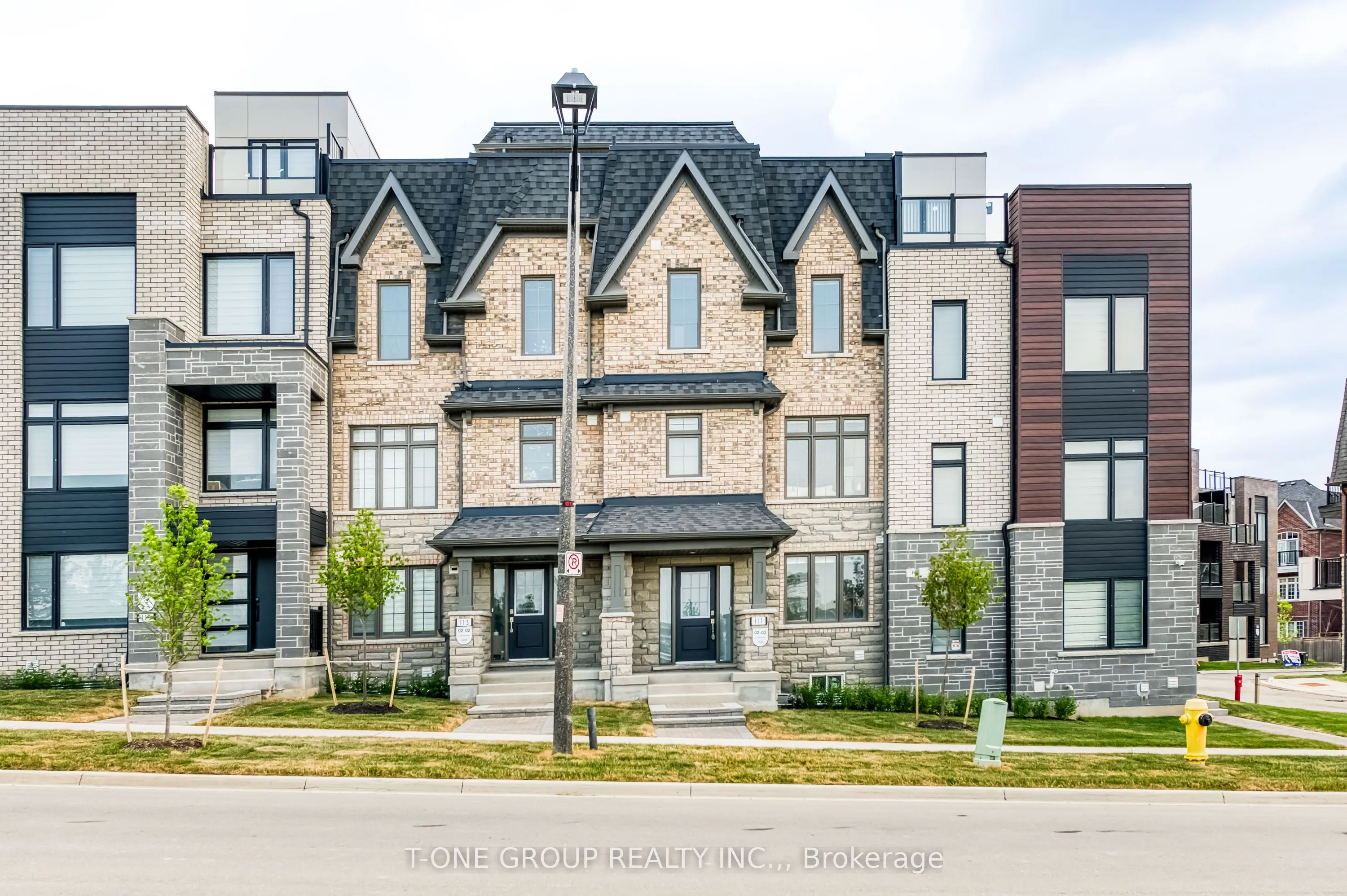 111 Yorkton Boulevard, ON L6C 3L7