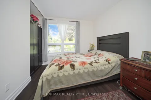 770 Greenfield Crescent, ON L3Y 3B3