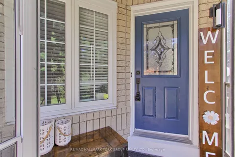 316 Pinnacle Trail, ON L4G 7G2