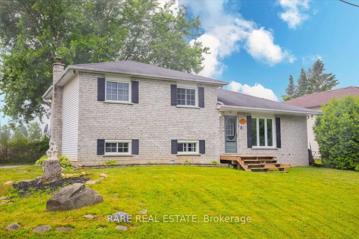 1678 South Porcupine Avenue, ON L9S 1S6