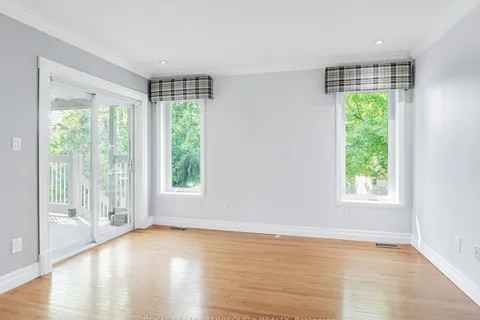 8 Lincoln Green Drive, ON L3P 1R5
