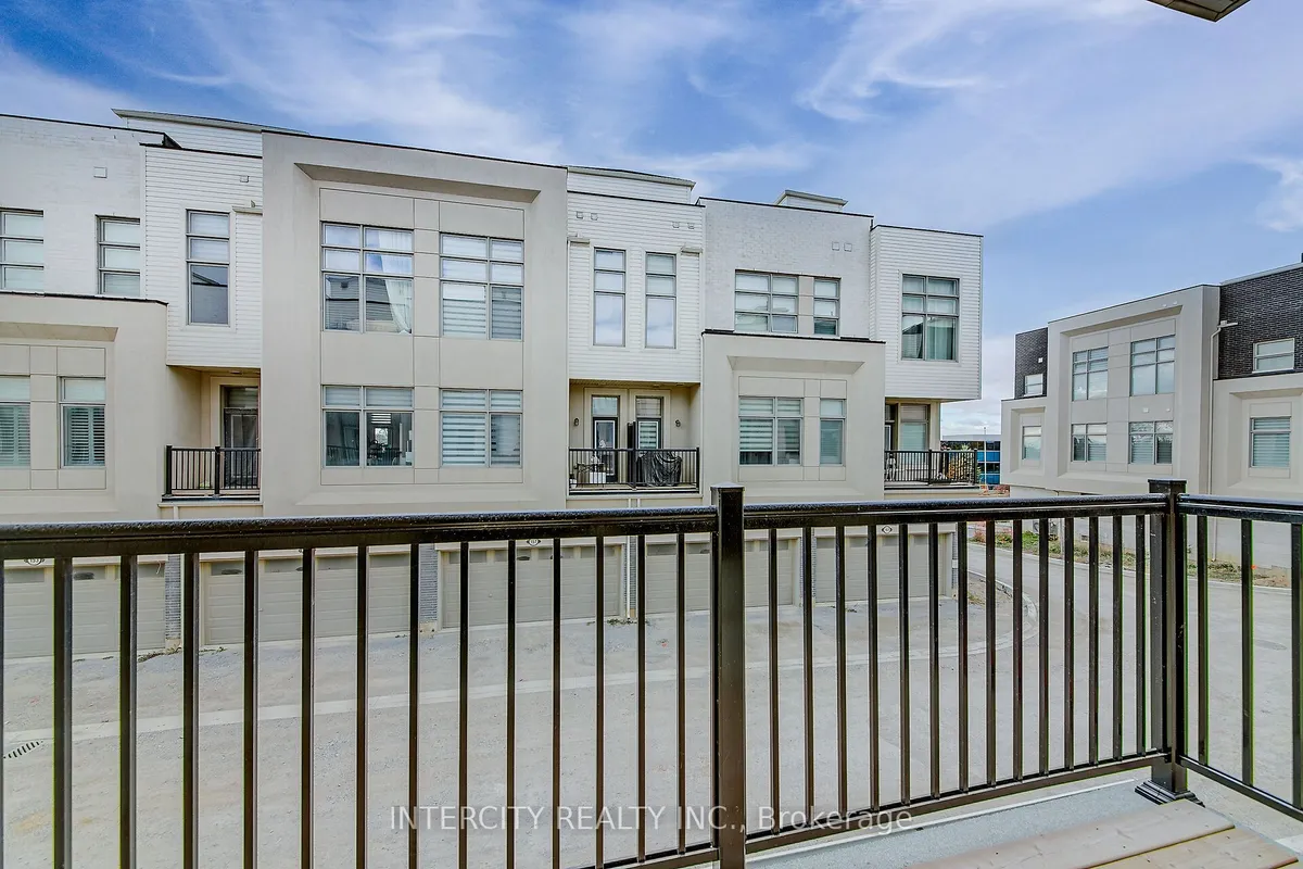 29 Albert Firman Lane, ON L6C 3B5