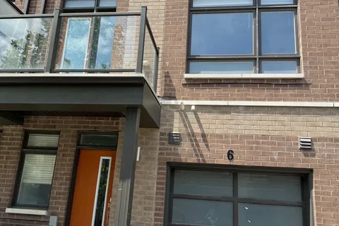 6 Tauton Street, ON L4L 0M2