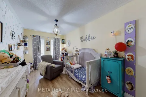 87 Banbrooke Crescent, ON L3X 2W9