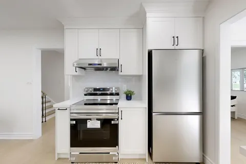 164 Norman Drive, ON L7B 1J5
